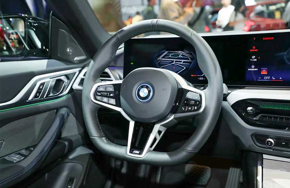 BMW i4