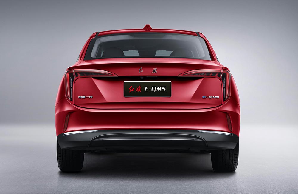 Hongqi E-QM5