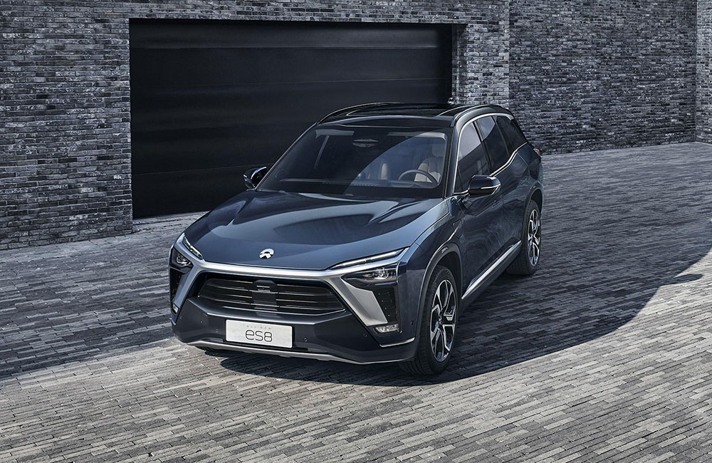 NIO ES8