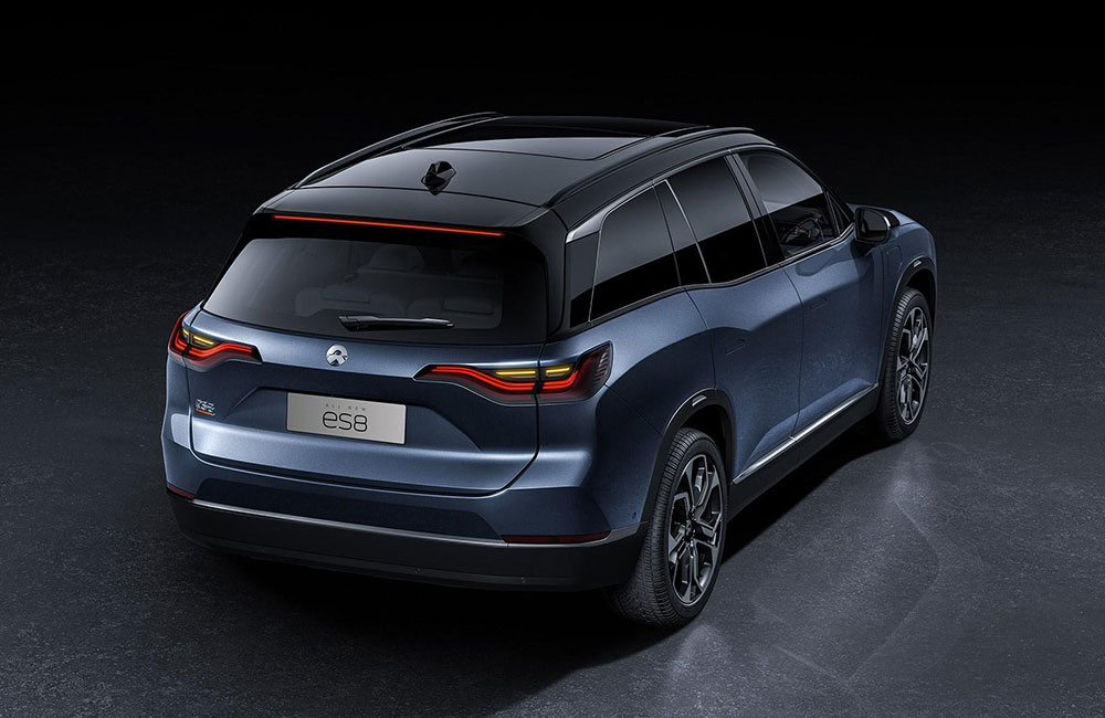 NIO ES8