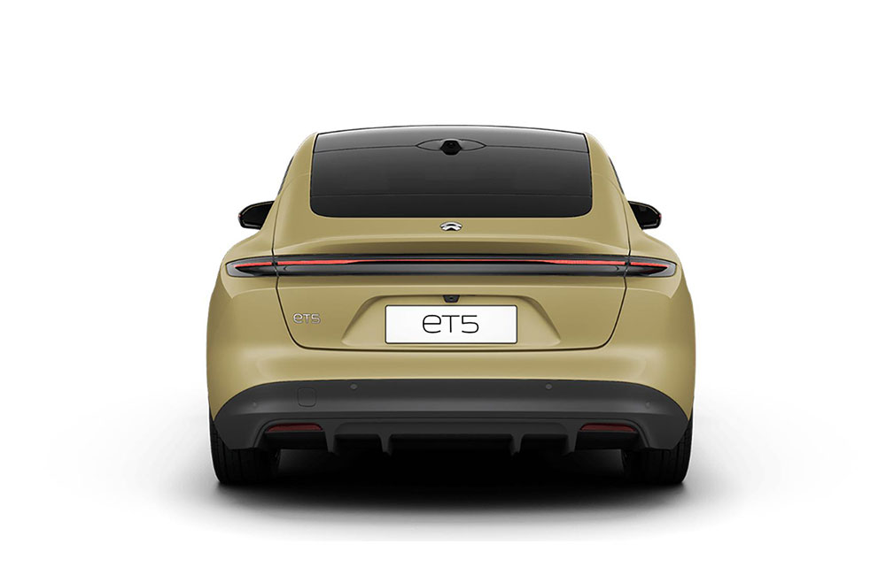 NIO ET5